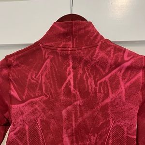 Lululemon Define Cropped Jacket; like NEW condition